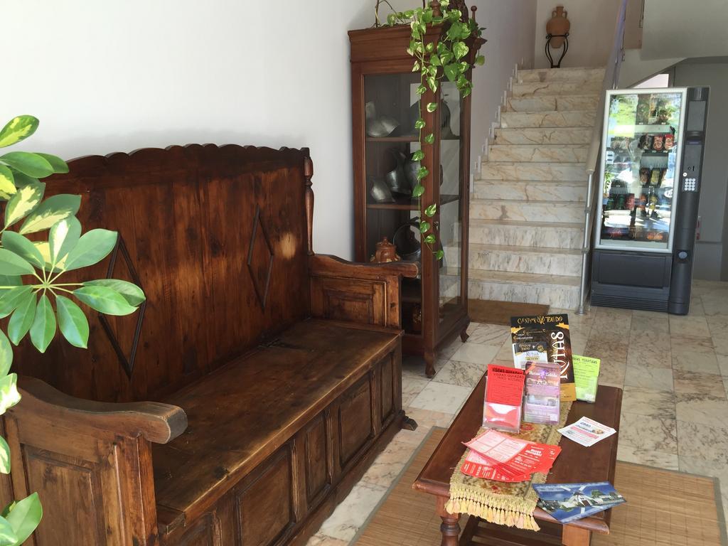 Hotel Godofredo Toledo Bagian luar foto